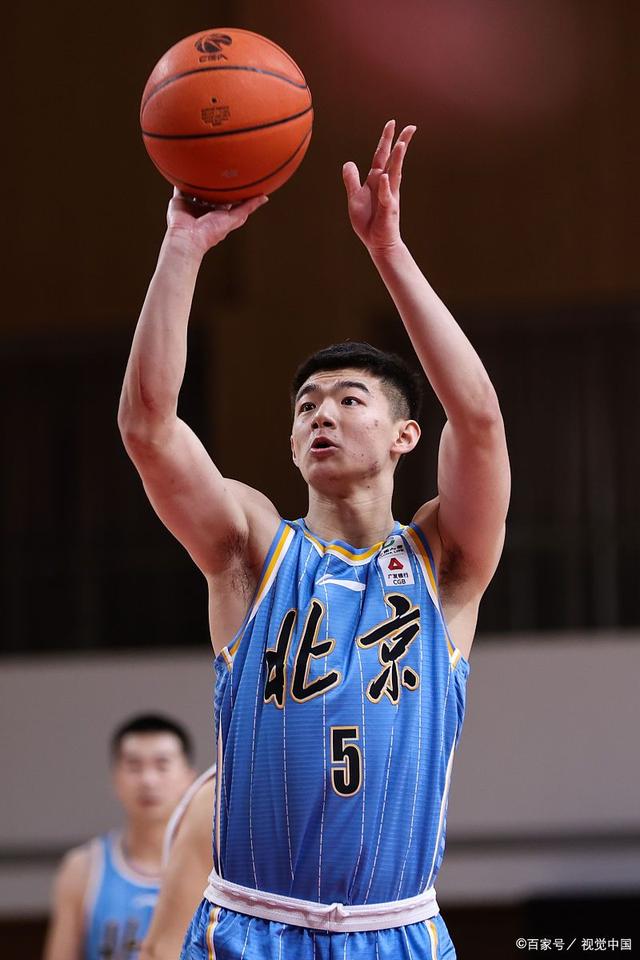 北京首钢训练开放日，冲刺阶段战术微调引欢呼，CBA常规赛在即，高层口径保持一致