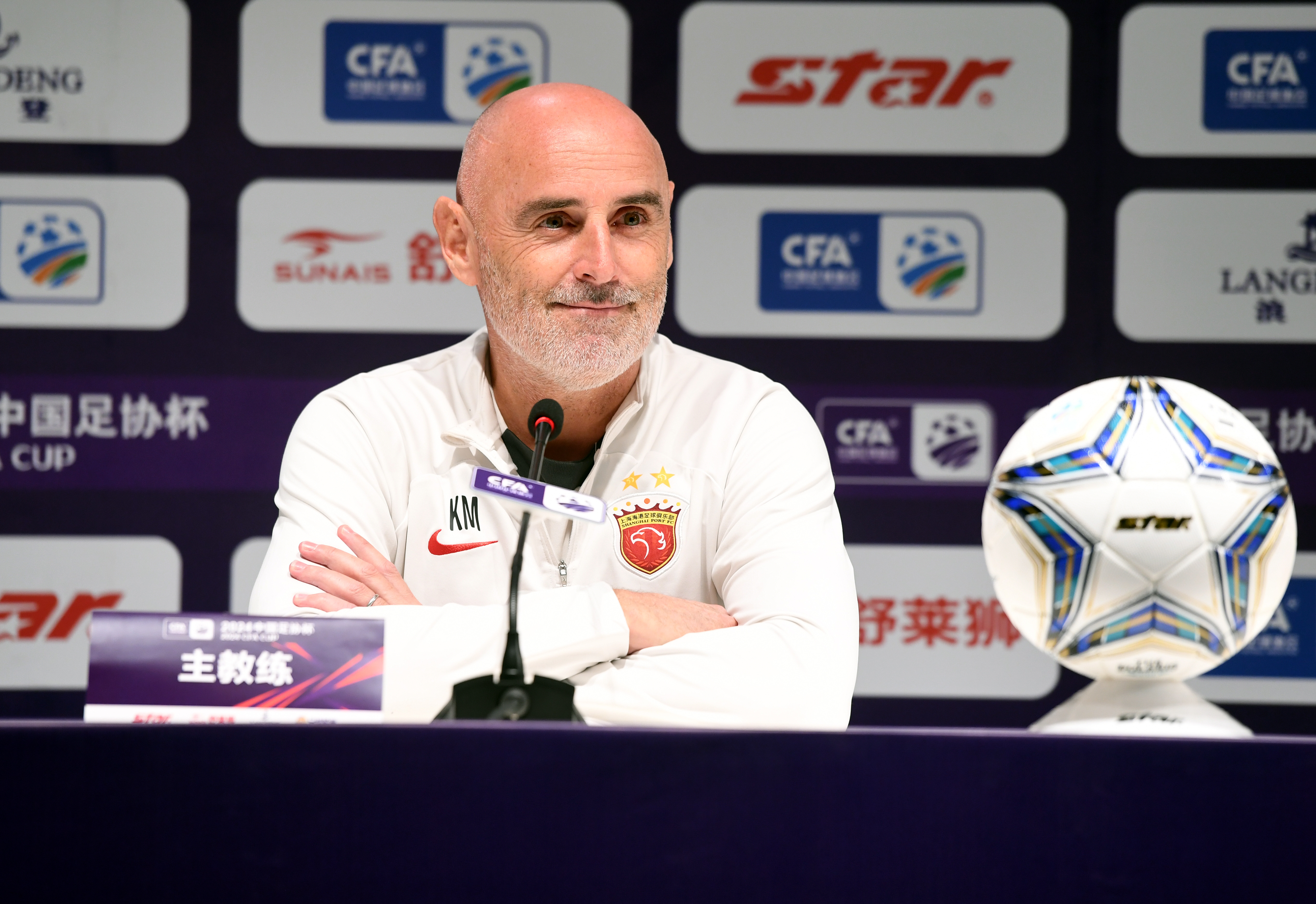 欧超杯赛程吃紧,多特蒙德关键时刻调整名单,气氛紧张,医务组通报恢复 欧超杯赛程吃紧,多特蒙德关键时刻调整名单,气氛紧张,医务组通报恢复